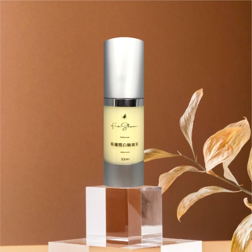 尊寵靚白精華素-32ml